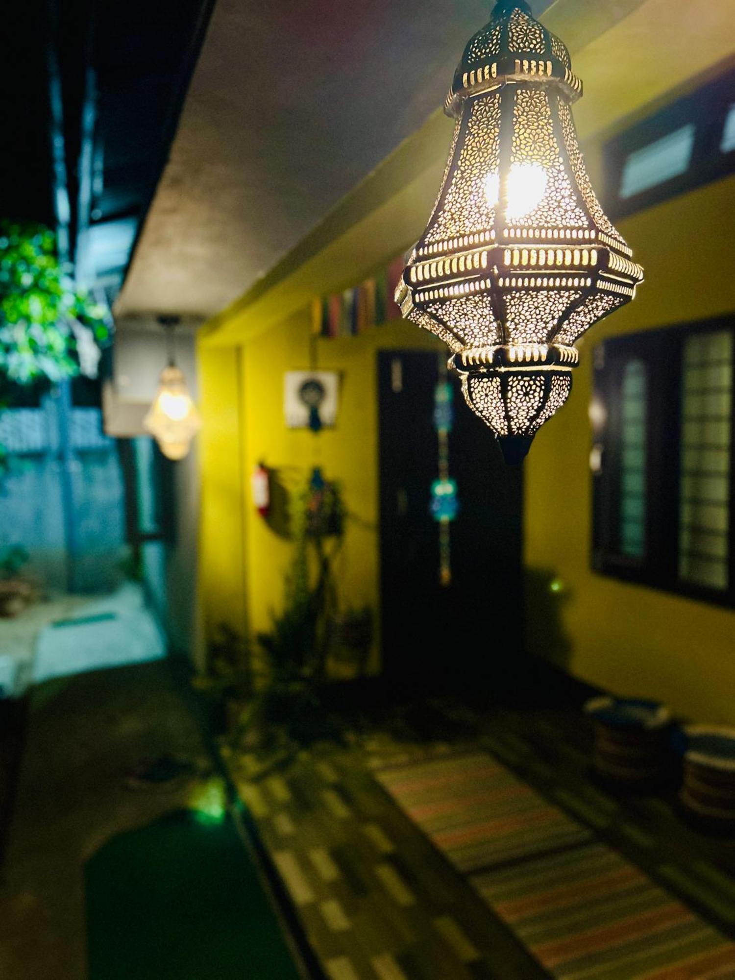Stargaze Backpackers Hostel Guwahati Esterno foto