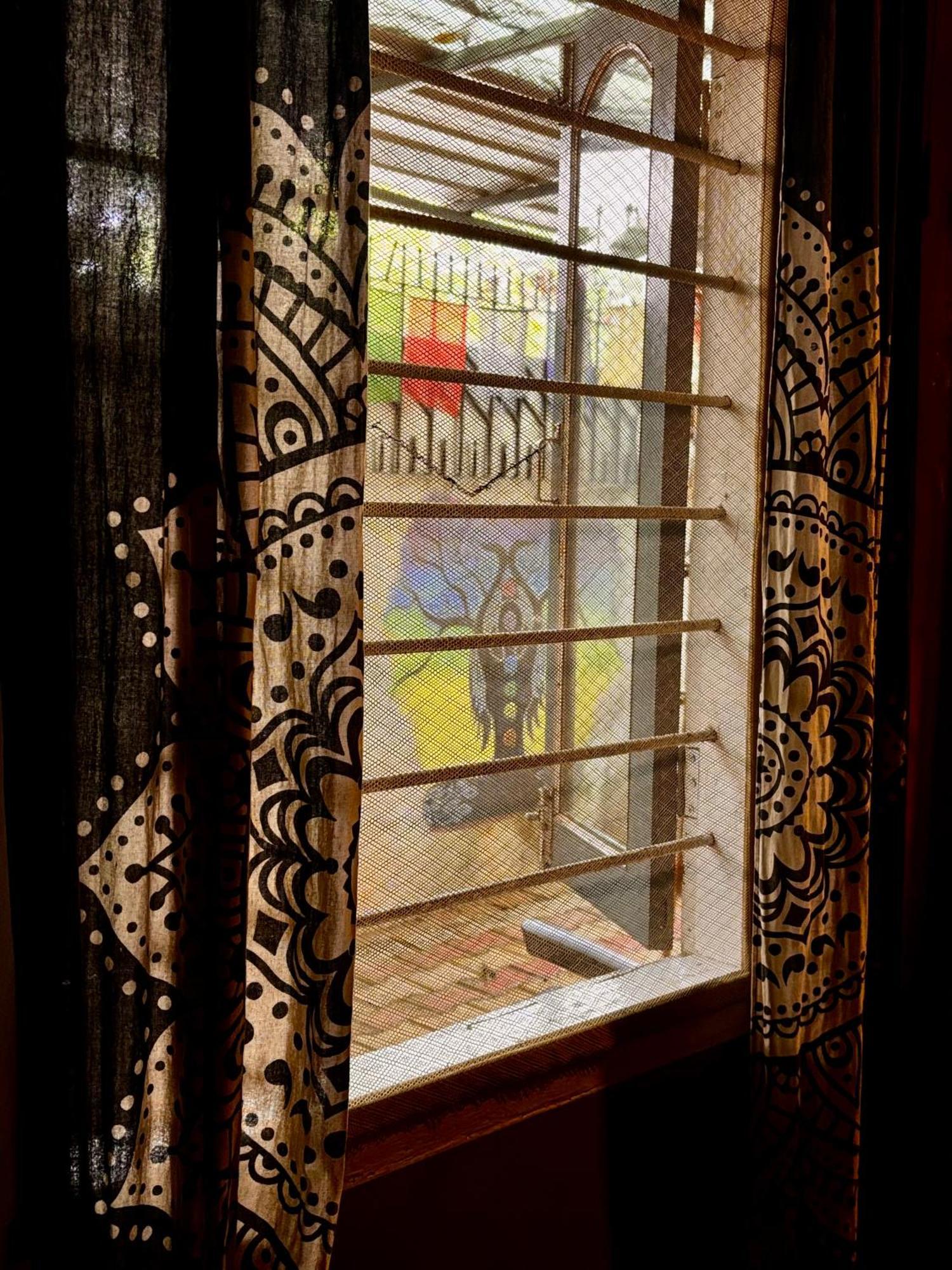 Stargaze Backpackers Hostel Guwahati Esterno foto